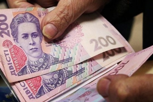 Планируют повысить пенсии одиноким пенсионерам на 700 гривень. Кто доживет до нее?