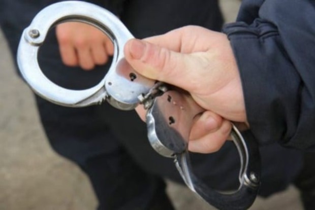 На Закарпатье полицейские вымогали тысячу долларов у местного жителя