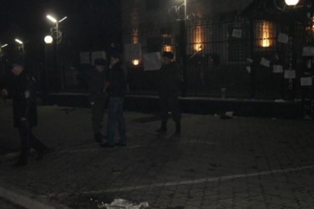Полиция Киева открыла уголовное производство из-за ночной атаки на посольство РФ