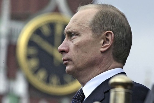У Кремлі розповіли, чому Путін скасував візит до Парижа