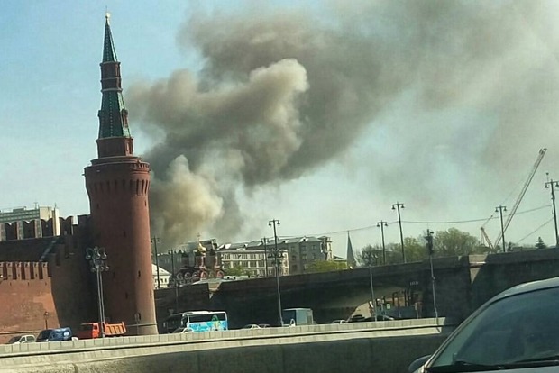 Соцмережі з гумором відреагували на пожежу на Луб'янці в Москві