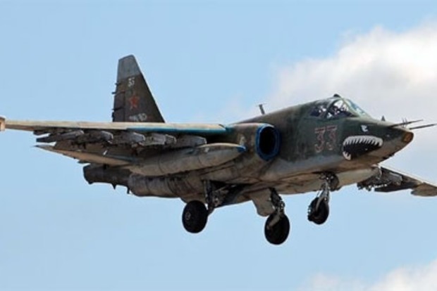 Появилось видео падения российского военного самолета
