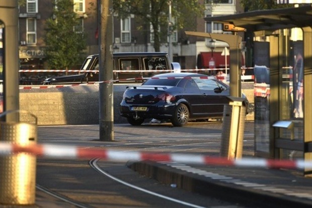 В Амстердаме автомобиль сбил группу пешеходов