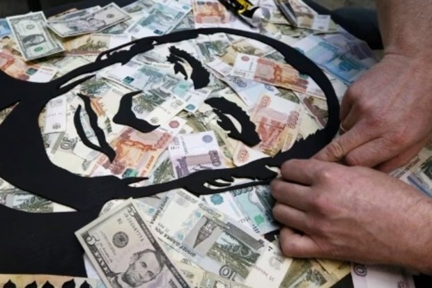 Розвідка США: Росії вистачить грошей ще як мінімум на рік війни в Україні