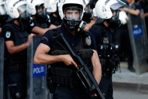 В Анкаре неизвестный устроил стрельбу: четверо погибших