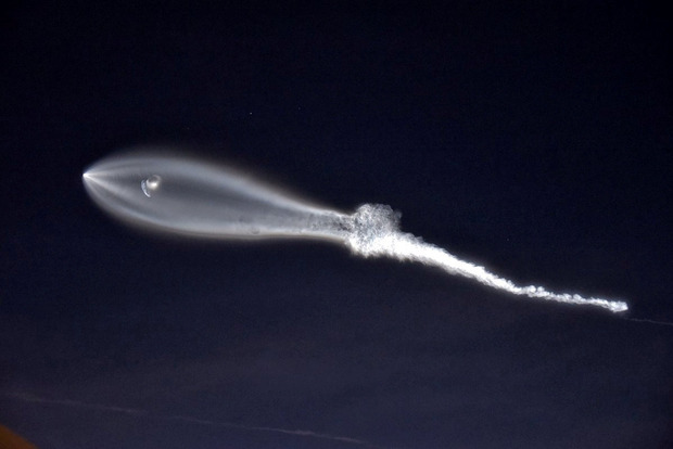 SpaceX не удалось вывести на орбиту секретный спутник США