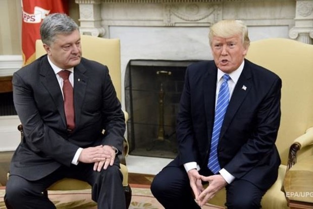 Порошенко обсудил с Трампом санкции против Москвы и поддержку Украины в противодействии агрессии РФ