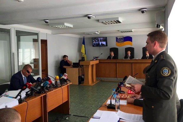 Суд разрешил проведение заочного производства по обвинению Януковича в госизмене