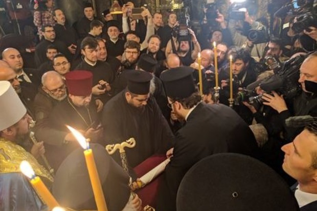 Сегодня Украине торжественно вручат Томос об автокефалии церкви