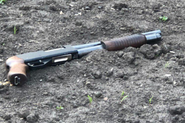 Пожилой ревнивец убил возлюбленную, ранил ее партнера и спрыгнул с высотки. Драма в Кривом Роге