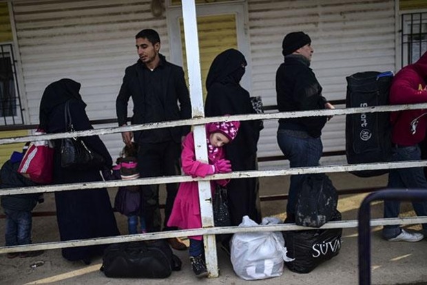 Турция опровергает обвинения в принудительной депортации беженцев