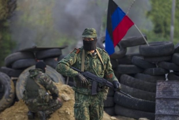 На Донбасі бойовики за добу 17 разів обстріляли позиції ЗСУ