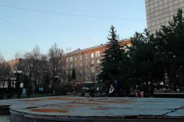 З'явилися похмурі фото з окупованого Донецька