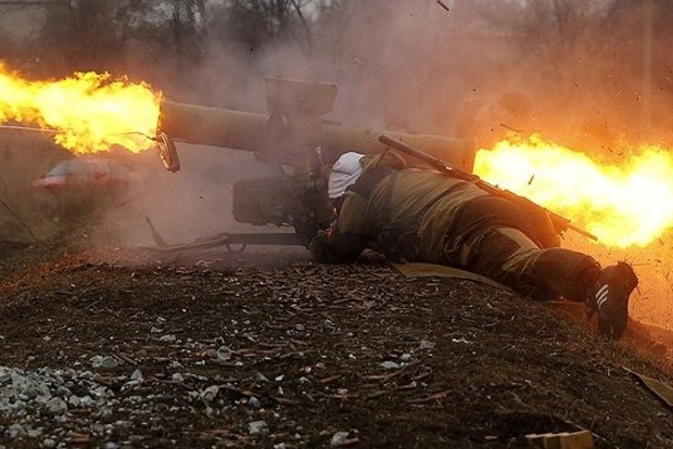 На Донбассе боевики 11 раз нарушили перемирие: ранены два бойца ВСУ