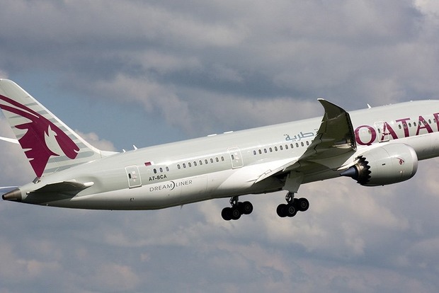 Авиакомпания Qatar Airways добилась снятия запрета на провоз электроники на рейсах в США