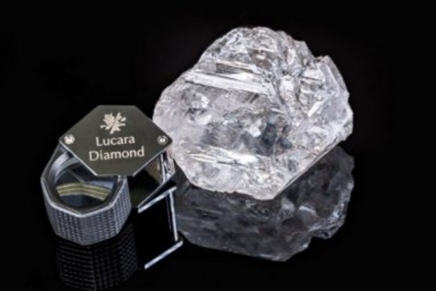 ﻿Найдорожчий алмаз у світі продали за рекордних 63 мільйони доларів