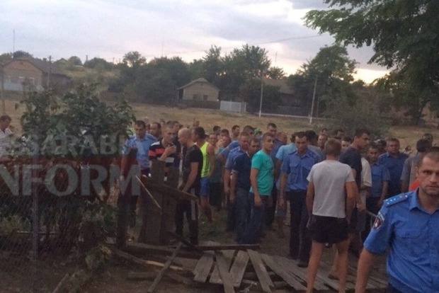 Полиция показала видео с места жестокого убийства девочки в Лощиновке