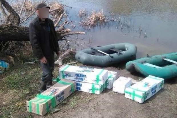 На незаконній річковий переправі «Фантом» затримав товарів на 300 тисяч гривень