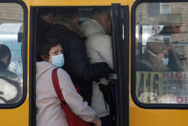 Киев попал в оранжевую зону с рекордным числом заразившихся за сутки. Что теперь станет по новому