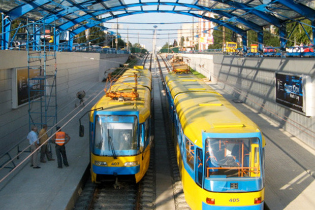 В Киеве на пару дней закроют станцию скоростного трамвая