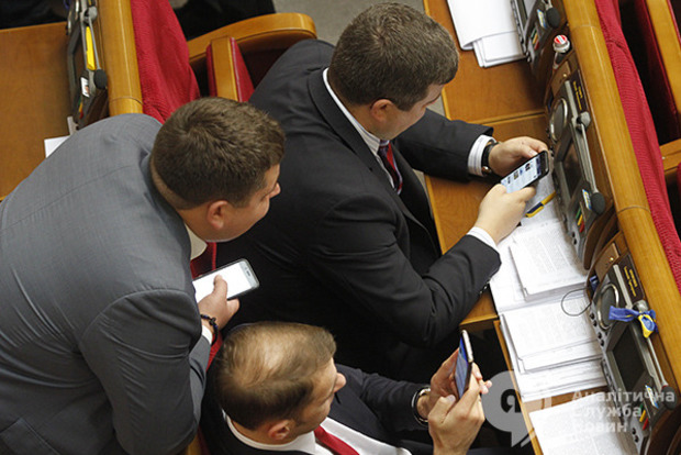 Итог работы 6-й сессии Рады: трое ни разу не голосовали, 49 - пропустили почти все заседания