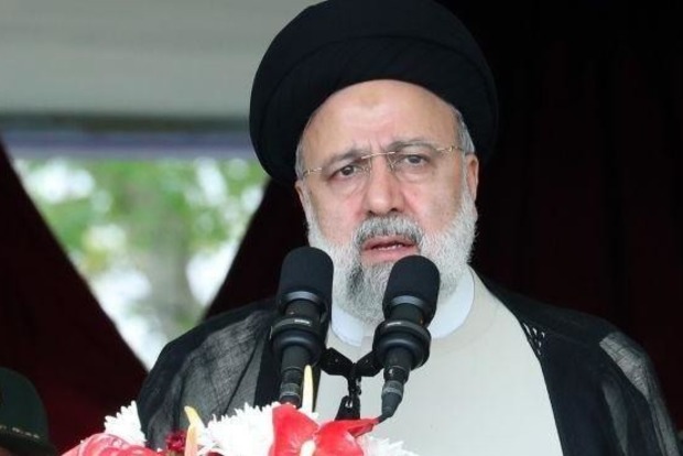 Президент Ірану Раїсі зник після авіакатастрофи: аятола закликав націю молитися