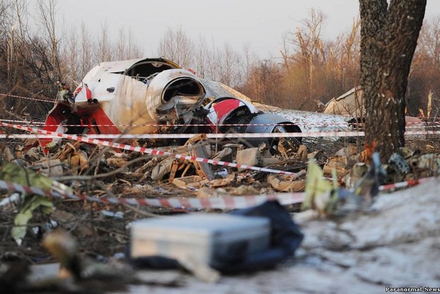 Руйнування лівого крила літака Качинського мають ознаки вибуху - комісія