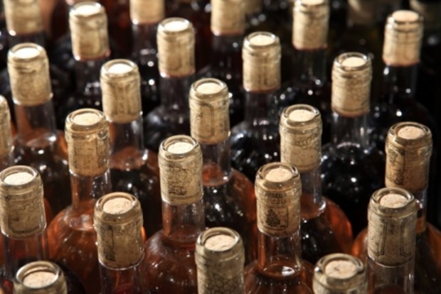 В Одесской области разоблачили цех по производству поддельного элитного алкоголя
