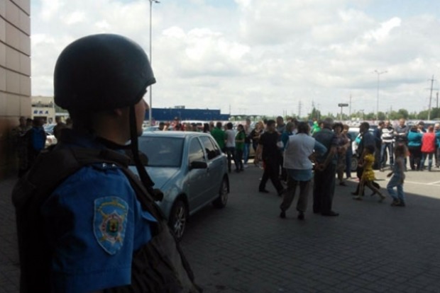 В Мариуполе из-за заминирования эвакуировали 2,5 тысячи людей