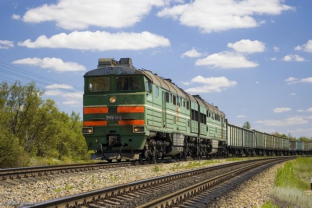 У Львівській області вантажний потяг на смерть збив чоловіка
