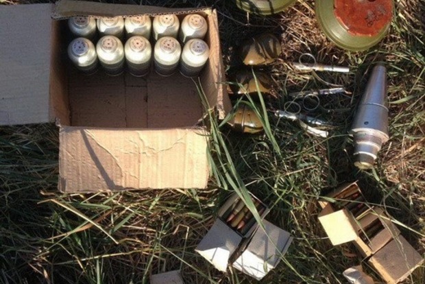 ﻿Біля насосної станції в Лисичанську знайшли схованку із гранатометами
