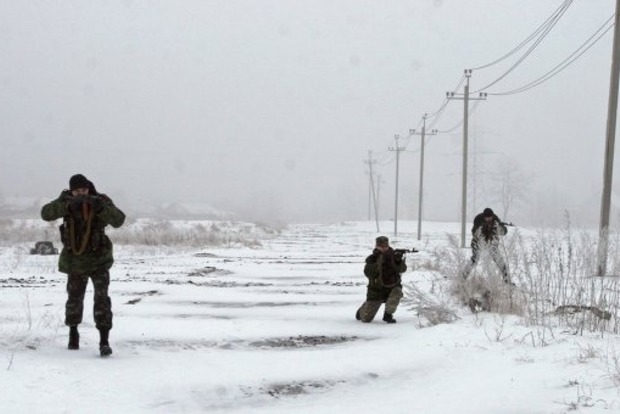 Чому воєнний стан не покладе край війні на Донбасі
