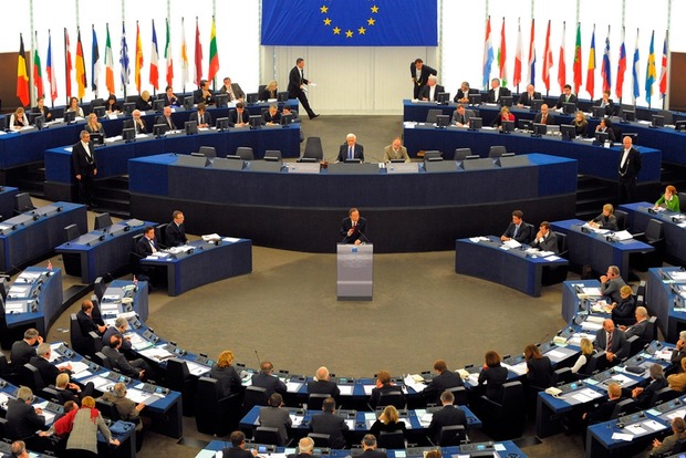 Европарламент сегодня проведет дебаты относительно безвиза для Украины