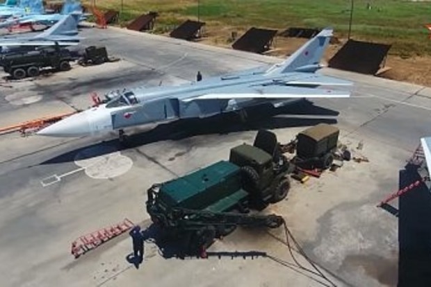Второй раз за неделю: авиабазу РФ в Сирии атаковали беспилотники