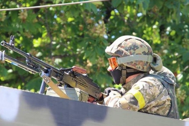 В Луганской области военные попали в засаду, два бойца погибли