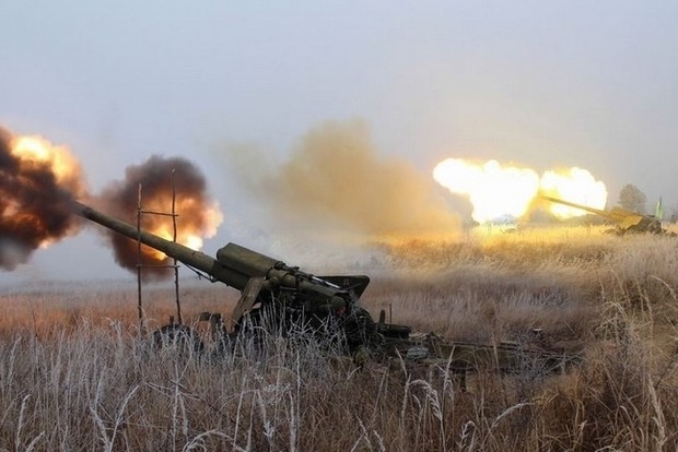 ﻿У районі шахти «Бутівка» бойовики застосували великокаліберну артилерію
