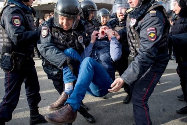 На двух участников антикоррупционного митинга в Москве завели уголовные дела