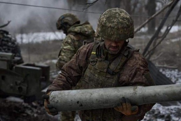 Россия производит втрое больше снарядов в месяц, чем поставляют США и ЕС в Украину