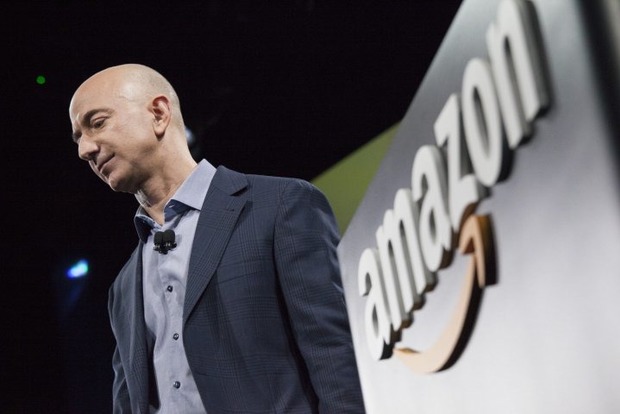 Генеральный директор Amazon опустился на второе место в списке самых богатых людей планеты