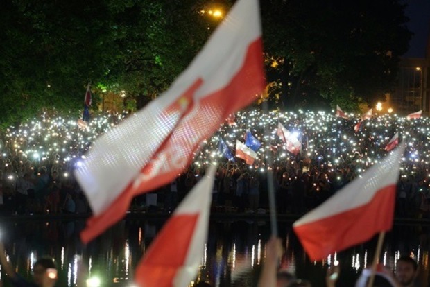 Польський Сенат ухвалив скандальний закон про Верховний суд
