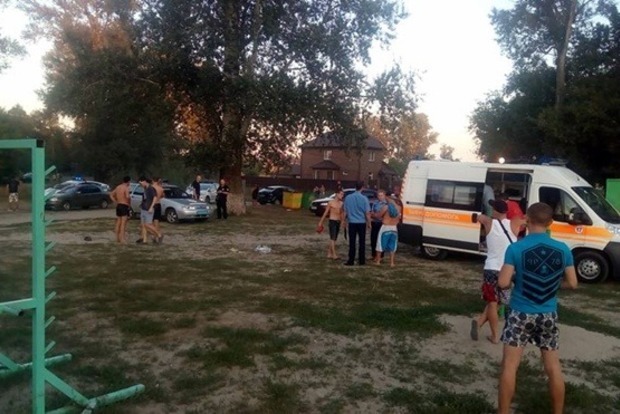 Полиция задержала стрелка, застрелившего мужчину на пляже в Полтаве