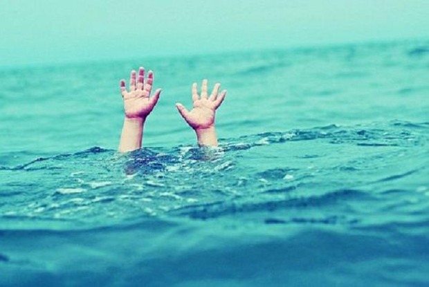 На базе отдыха в Киеве в бассейне погиб 10-летний ребенок