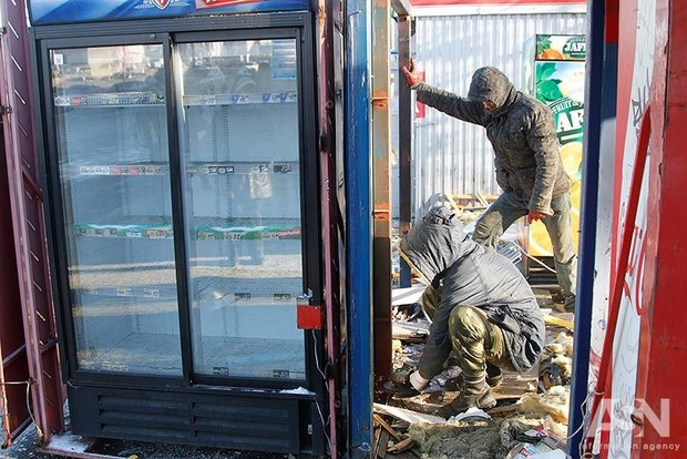 В Киеве вступил в силу окончательный запрет на продажу алкоголя в МАФах