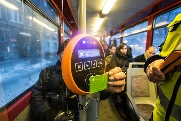 Рада приняла законопроект об электронном билете в общественном транспорте