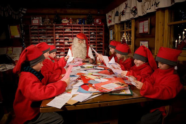 4 грудня - час замовляти подарунки Святому Миколаю та Санта Клаусу