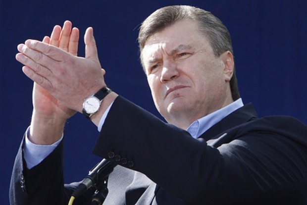 КСУ сегодня начнет рассматривать конституционность лишения Януковича звания Президента