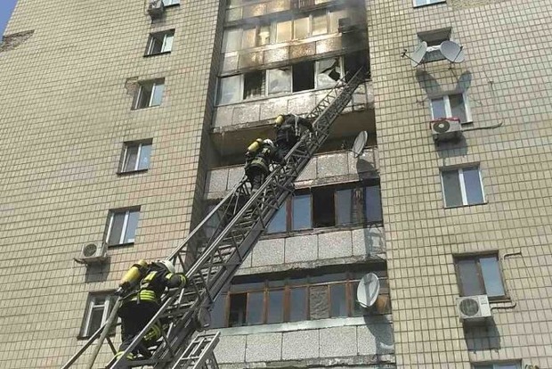 Появились жуткие подробности пожара в Киеве: мужчина убил двух женщин и покончил с собой
