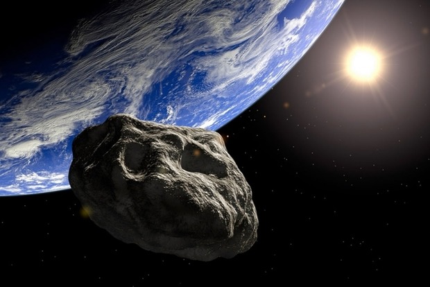 К Земле летит огромный астероид с неясной траекторией движения