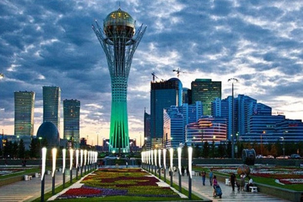 В Казахстане предложили переименовать Астану в честь президента Назарбаева