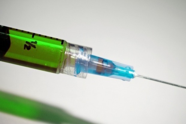 Российские ученые испытали на себе вакцину от коронавируса собственного производства
